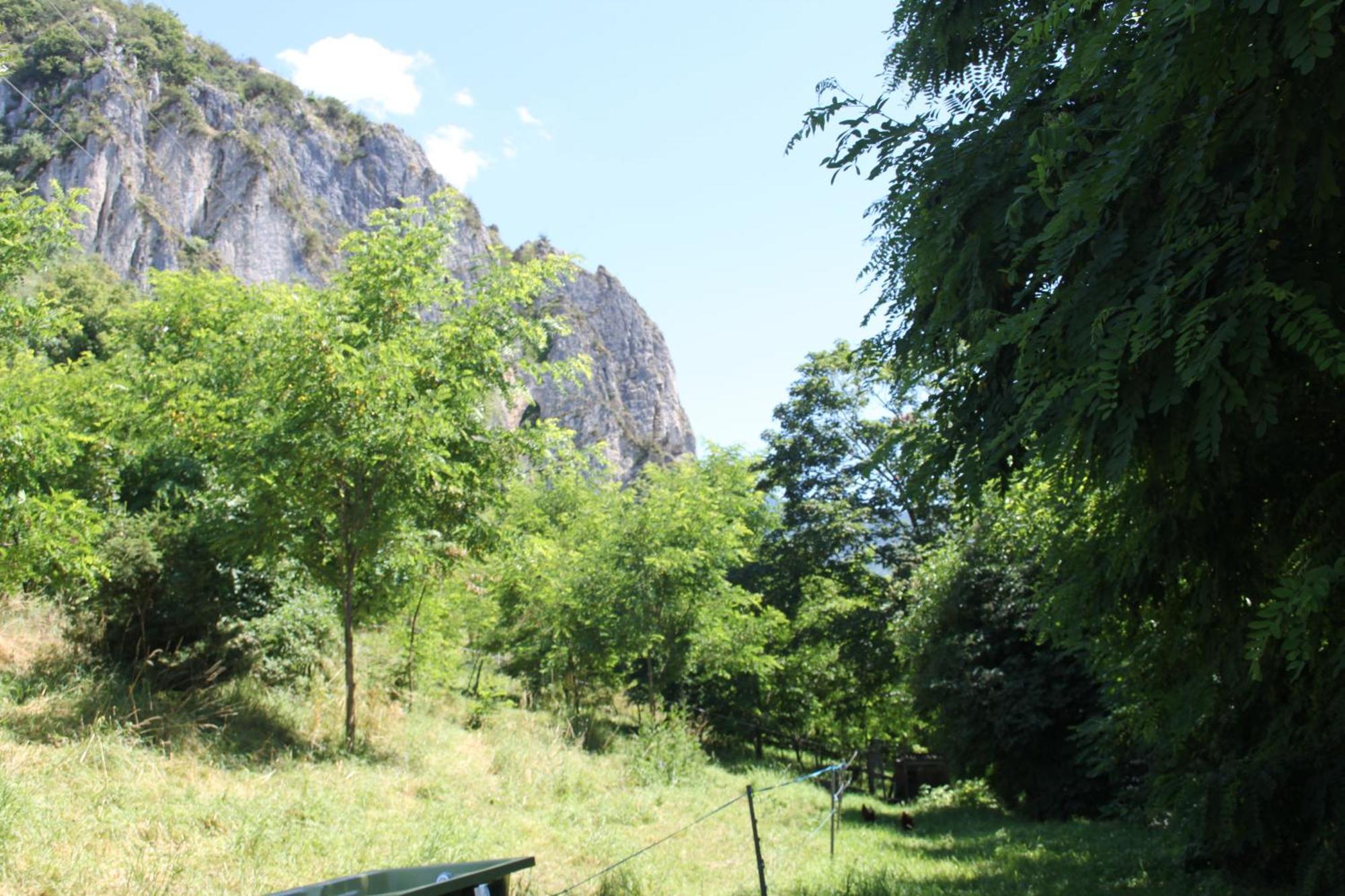 Comfortable Village Apartment In Barbieres With Access To Large Garden With Beautiful Views Exterior photo
